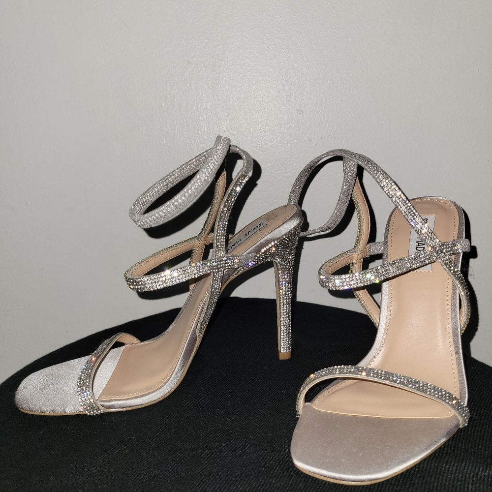 SOLD - Steve Madden high heels, size 8.5, silver, sparkly